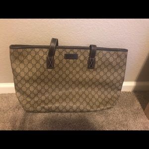 Authentic Gucci Bag - strap defect